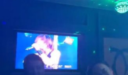 ktv唱歌视频,歌声飞扬的欢乐时光